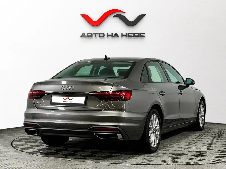 «Авто на Неве»