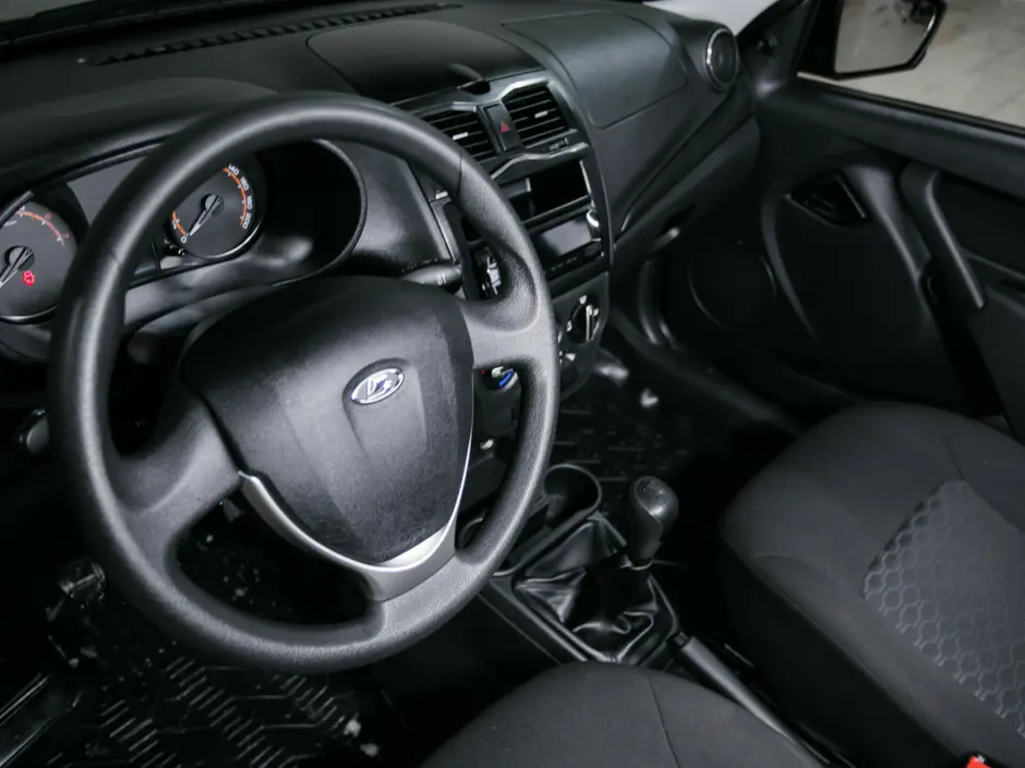 «Авто на Неве»