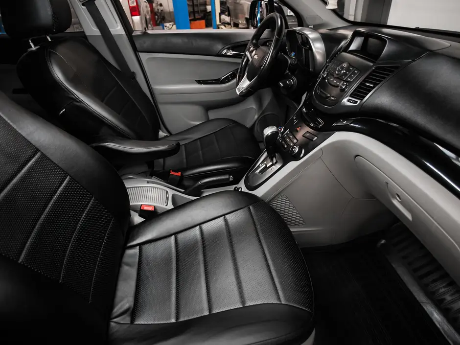 «Авто на Неве»