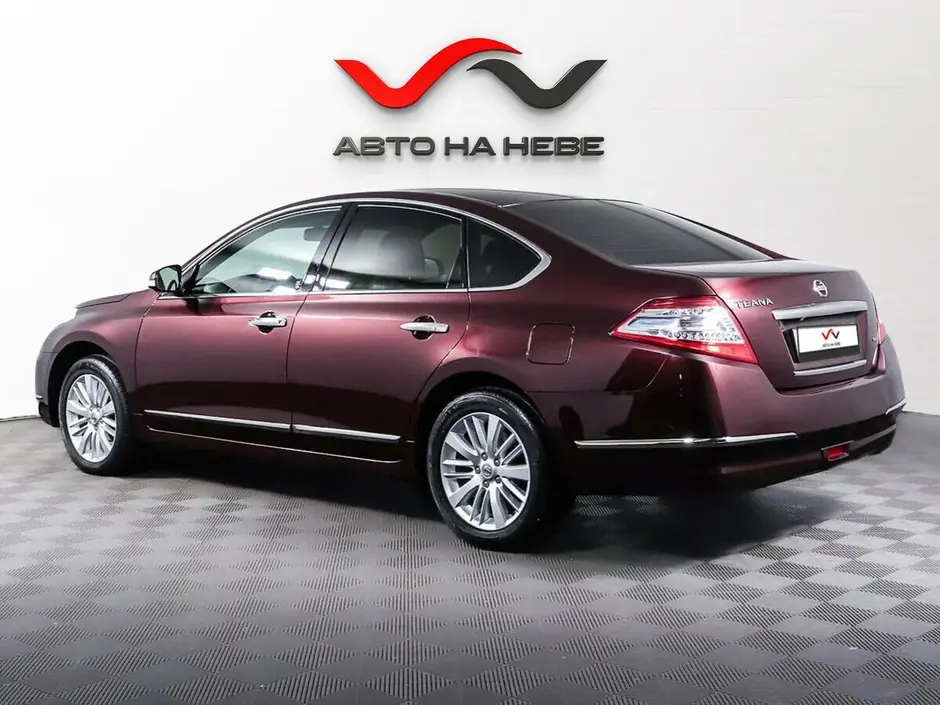 «Авто на Неве»