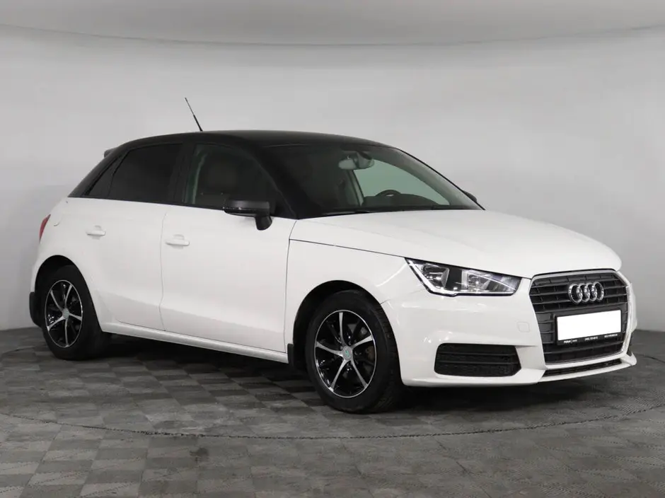 «Авто на Неве»