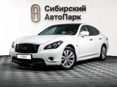 Infiniti M
