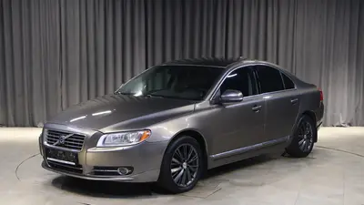 Volvo S80