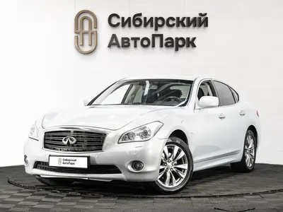 Infiniti M