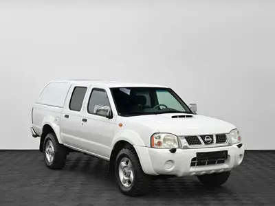 Nissan NP300