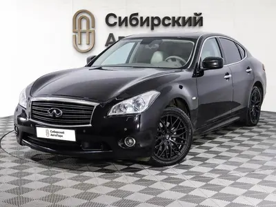 Infiniti M