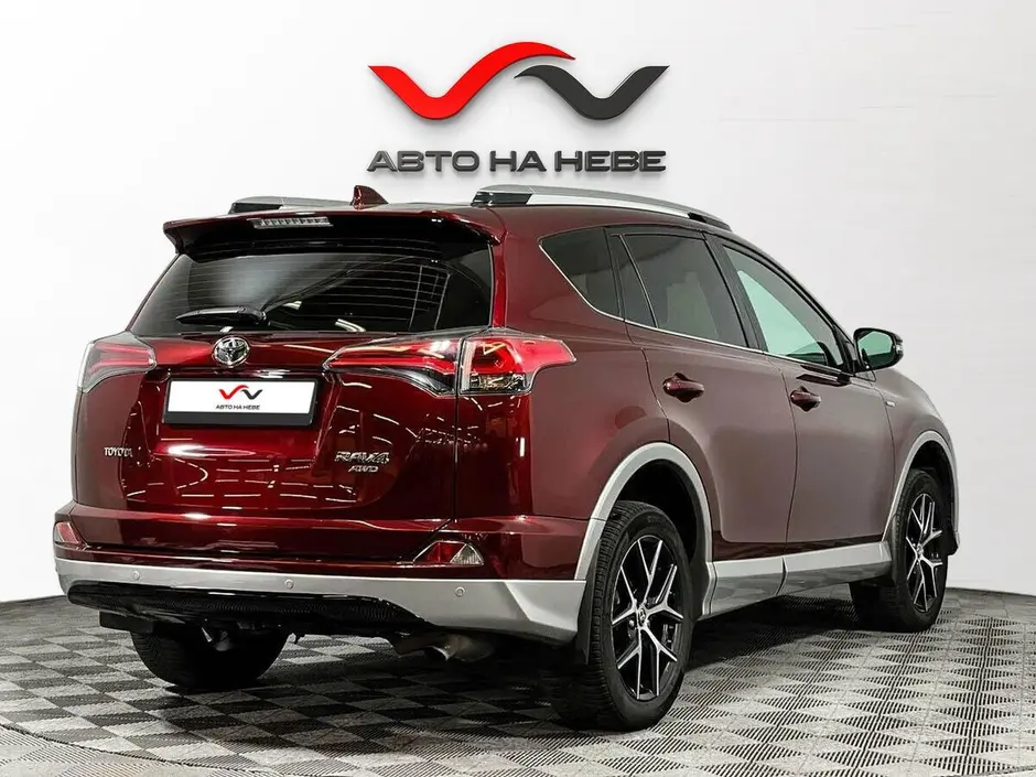 «Авто на Неве»