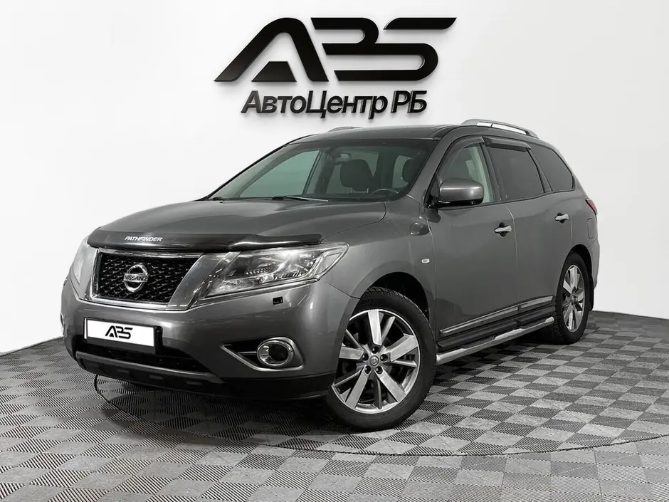 Nissan Pathfinder, 2015 г.