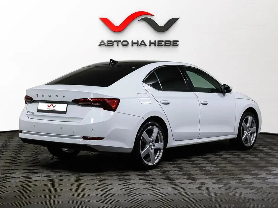 «Авто на Неве»