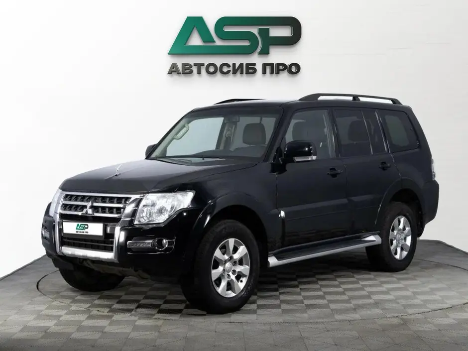 Mitsubishi Pajero, 2015 г.