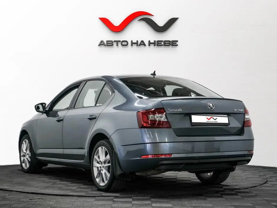 «Авто на Неве»