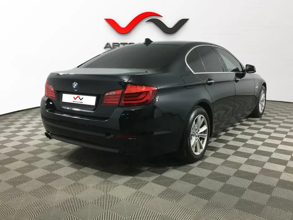 «Авто на Неве»
