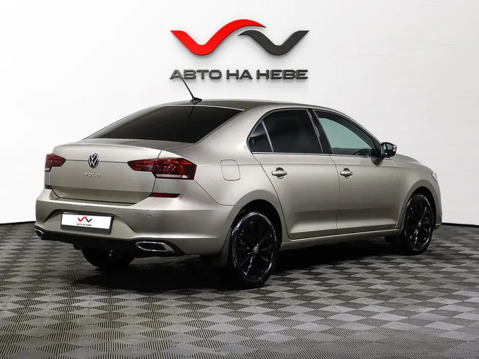 «Авто на Неве»