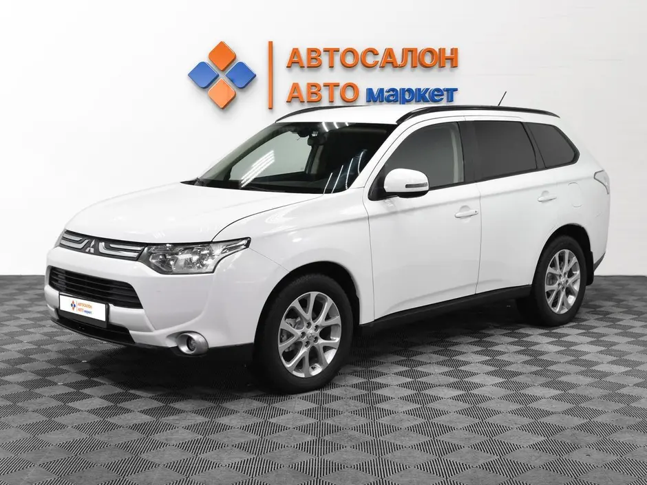 Mitsubishi Outlander, 2013 г.