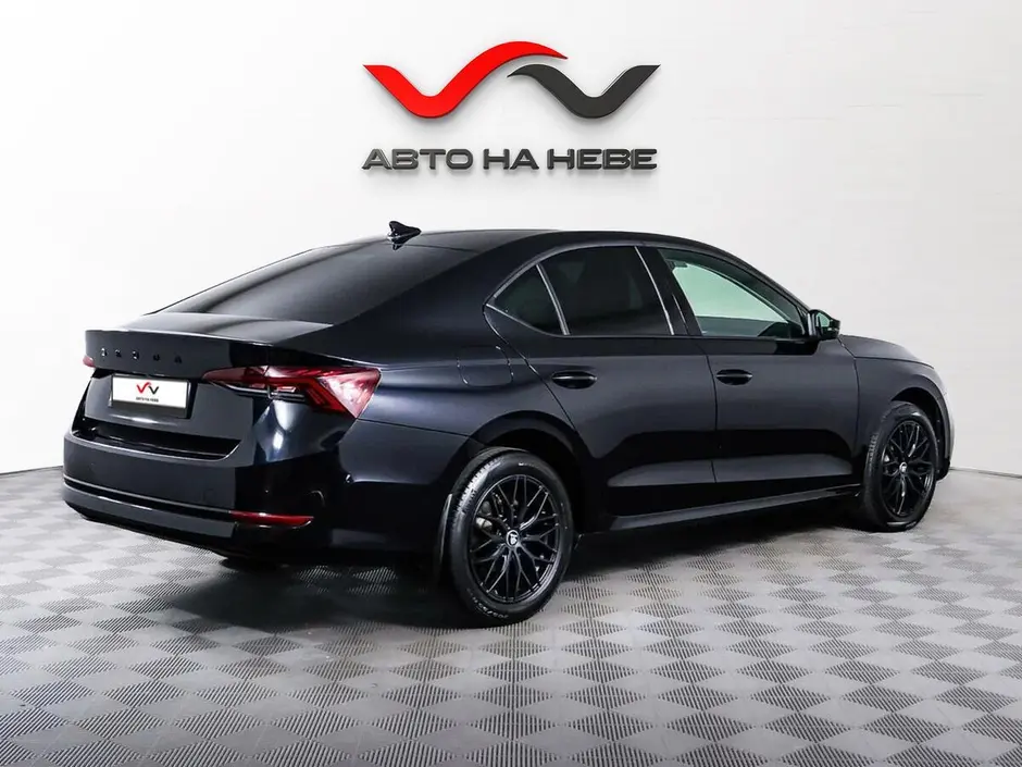 «Авто на Неве»