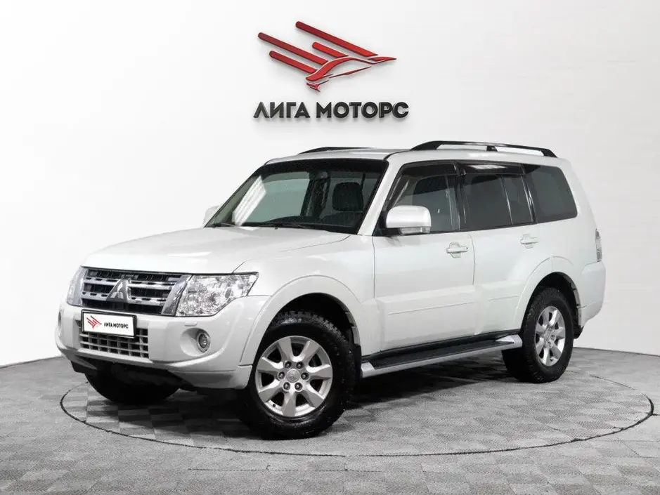 Mitsubishi Pajero, 2014 г.