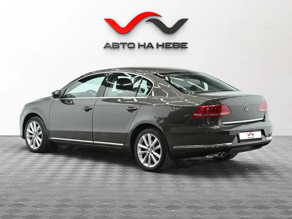 «Авто на Неве»