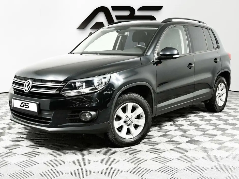 Volkswagen Tiguan, 2015 г.