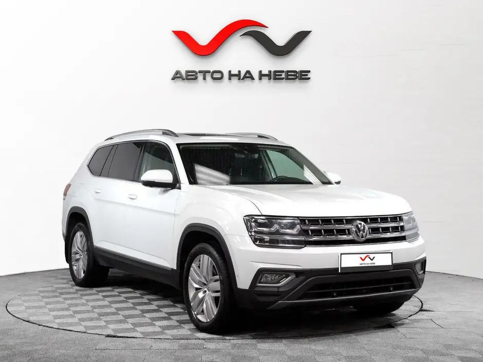 «Авто на Неве»