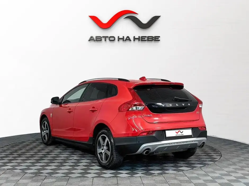 «Авто на Неве»