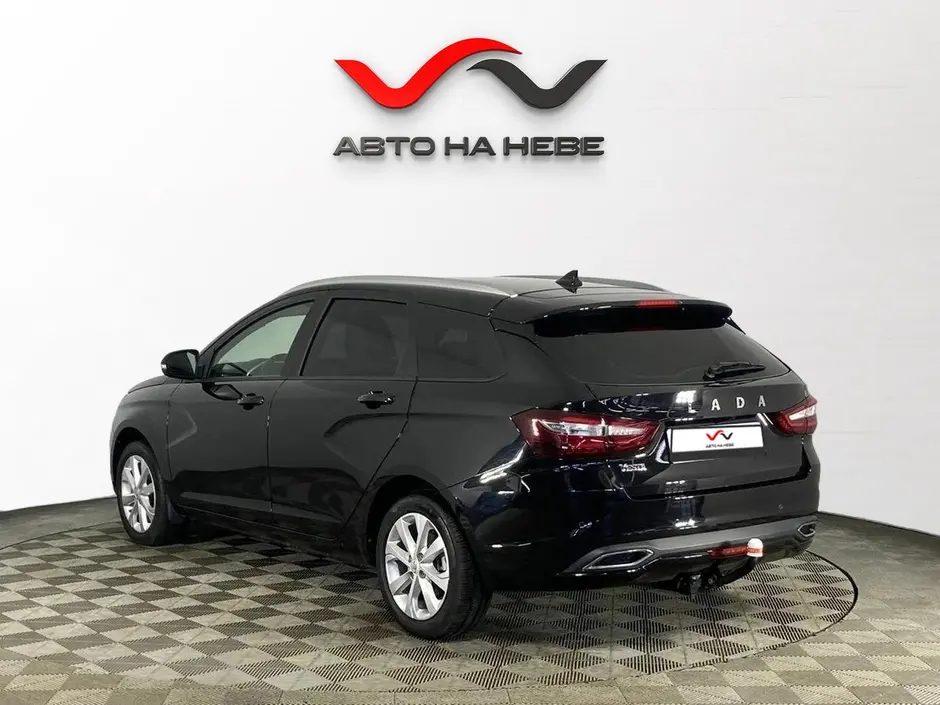«Авто на Неве»