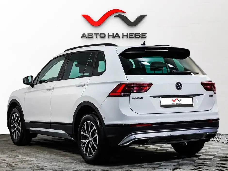 «Авто на Неве»