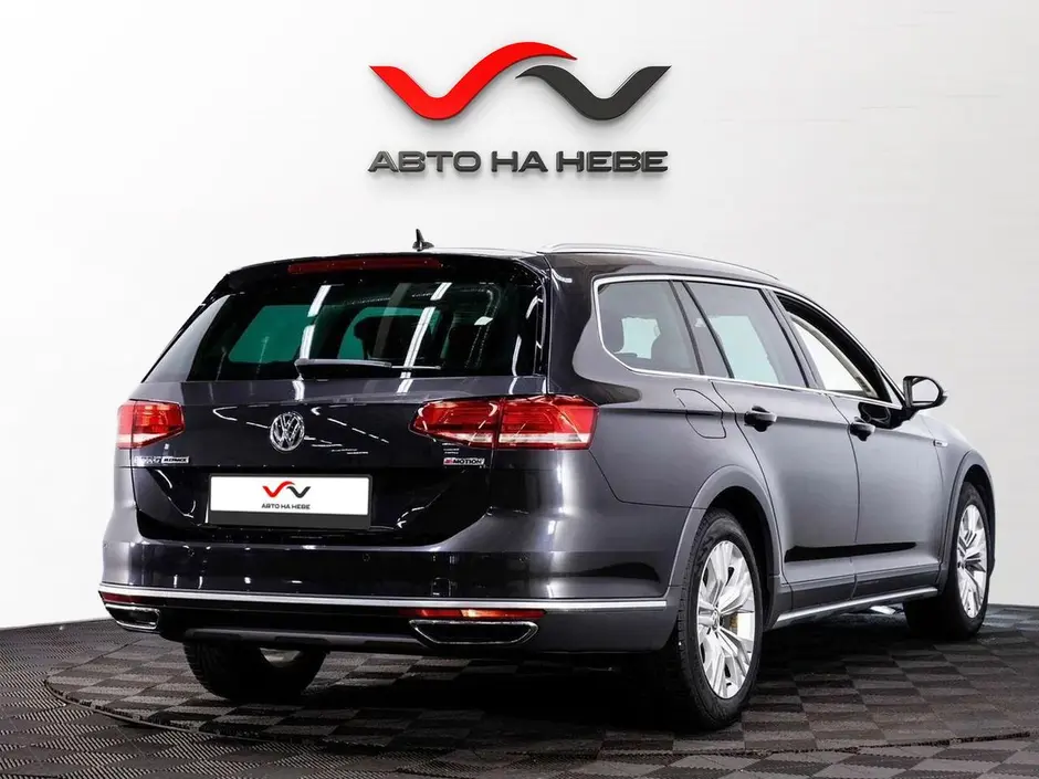 «Авто на Неве»