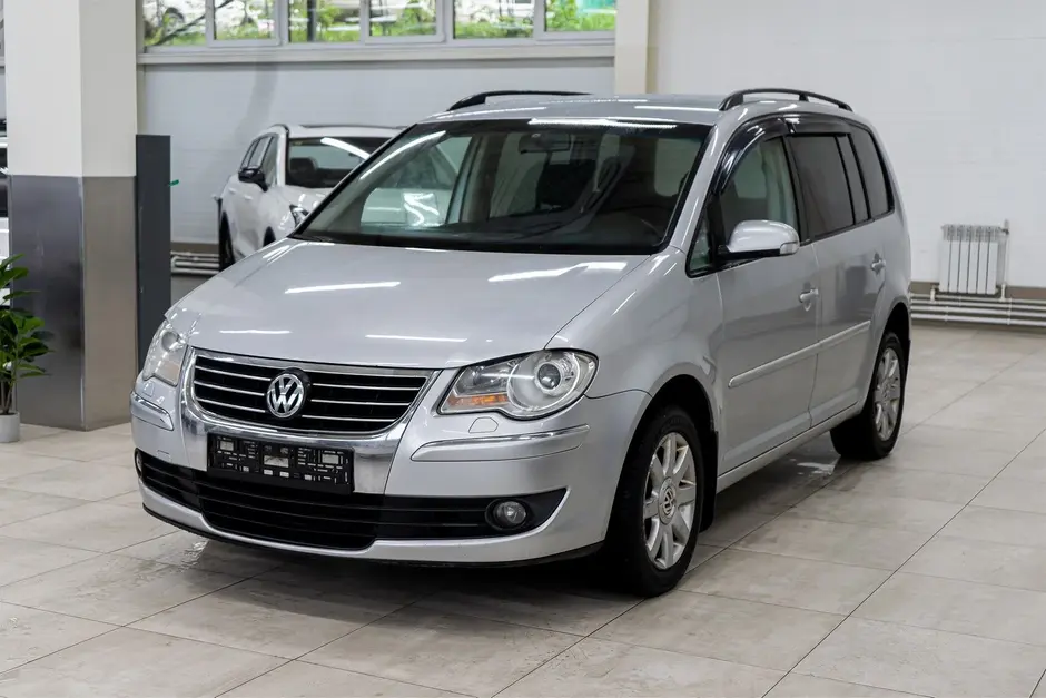 Volkswagen Touran, 2008 г.