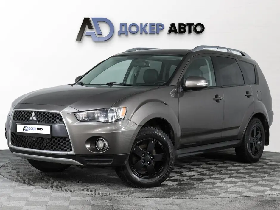 Mitsubishi Outlander, 2011 г.