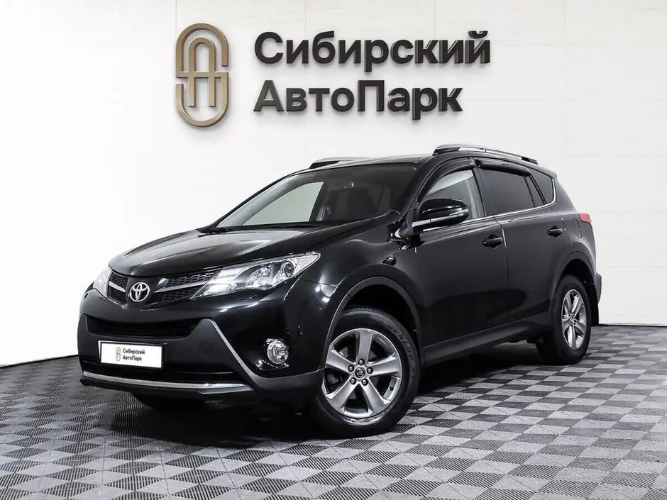 Toyota RAV4, 2015 г.