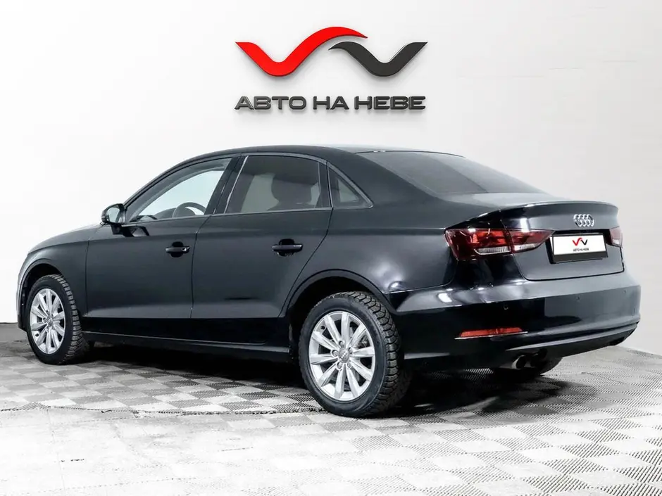 «Авто на Неве»