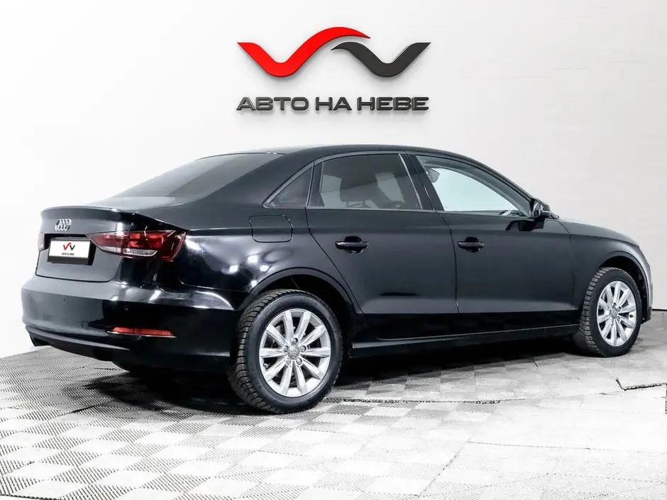«Авто на Неве»