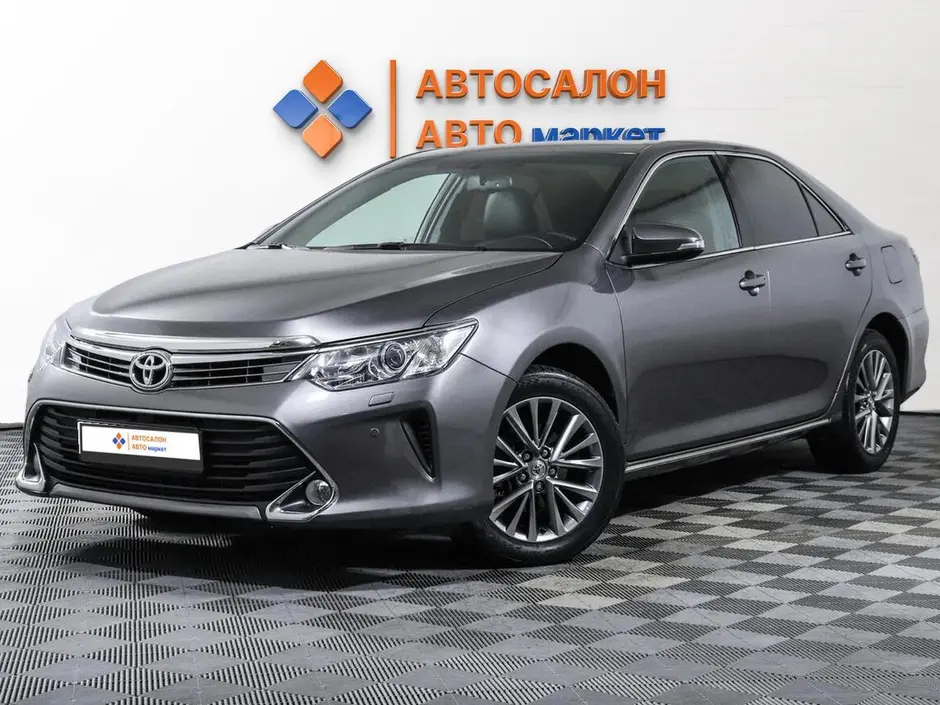 Toyota Camry, 2015 г.