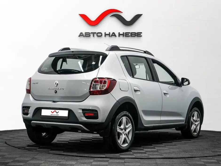 «Авто на Неве»