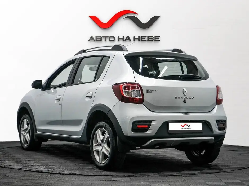 «Авто на Неве»