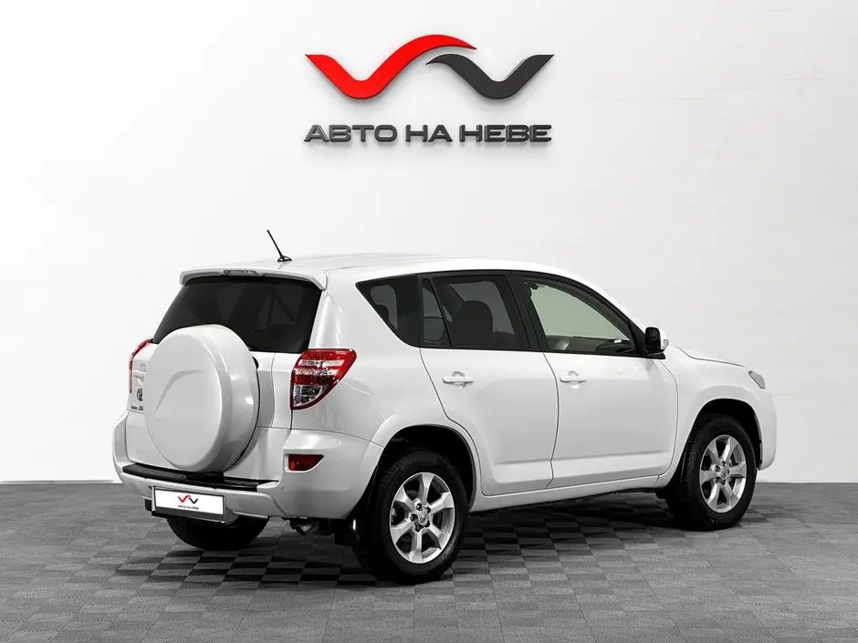 «Авто на Неве»
