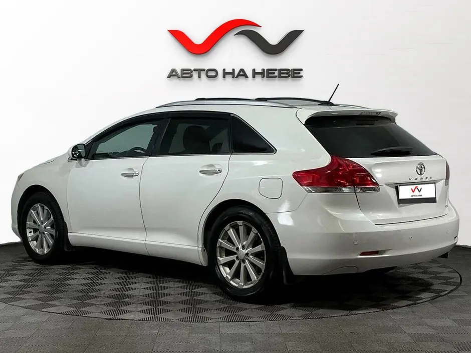 «Авто на Неве»