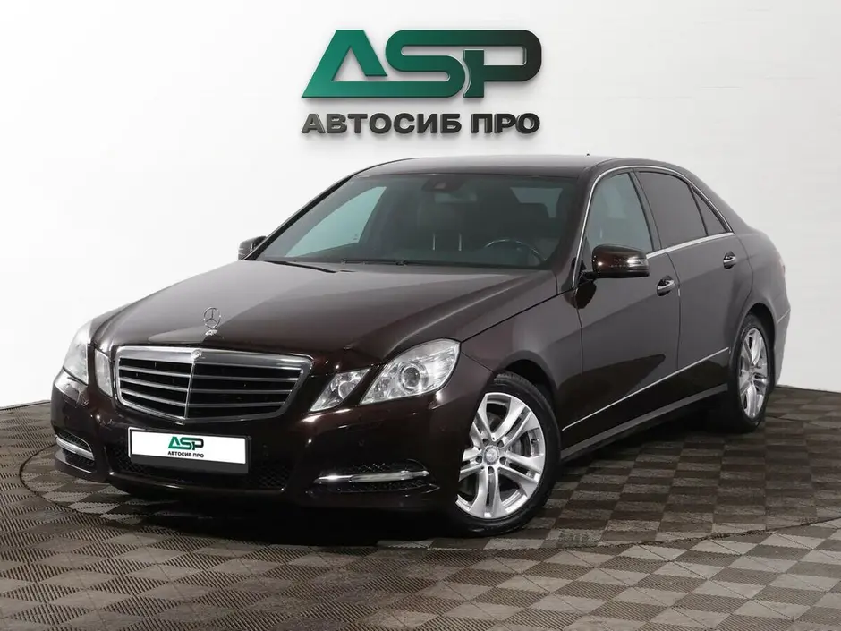 Mercedes-Benz E-Класс, 2010 г.