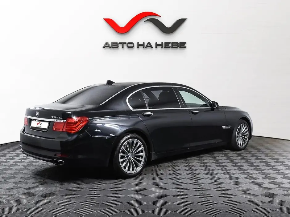 «Авто на Неве»