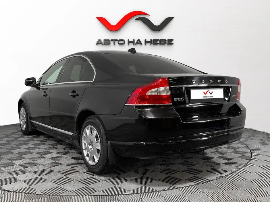 «Авто на Неве»