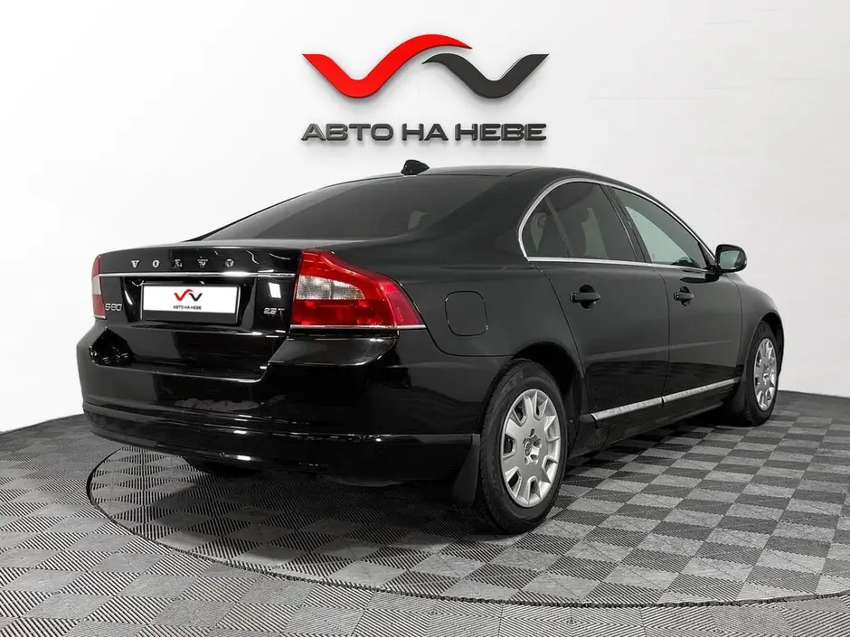 «Авто на Неве»