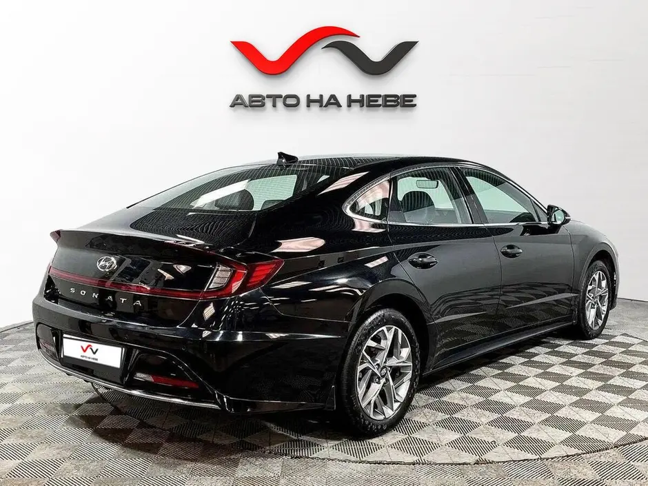 «Авто на Неве»