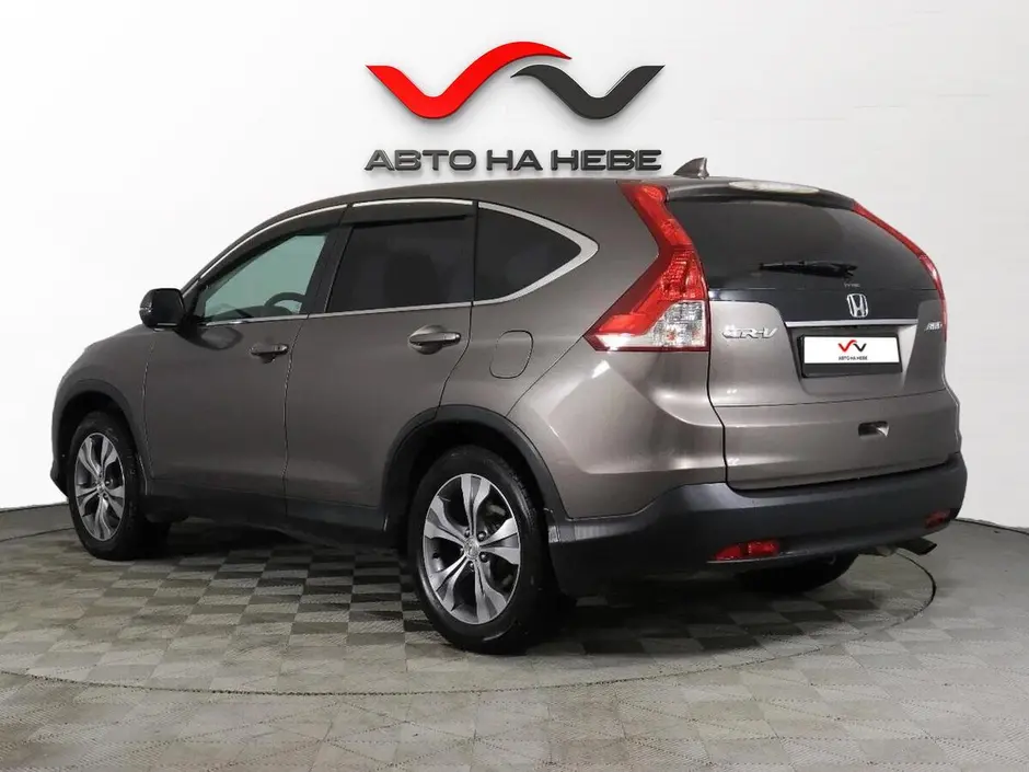 «Авто на Неве»