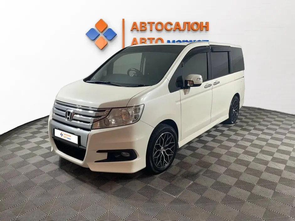 Honda Stepwgn, 2012 г.