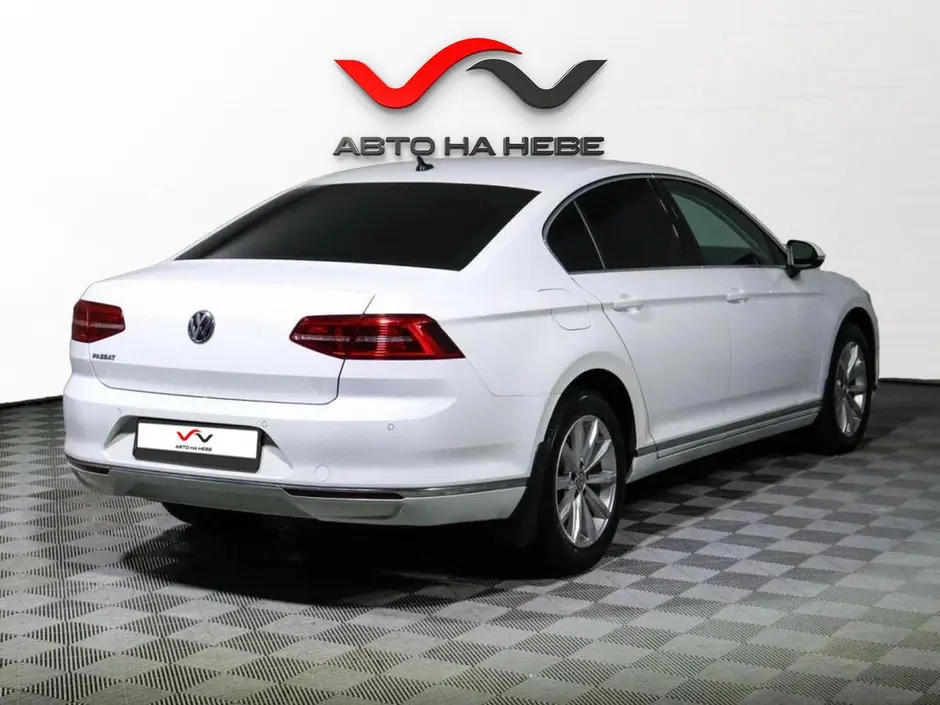 «Авто на Неве»