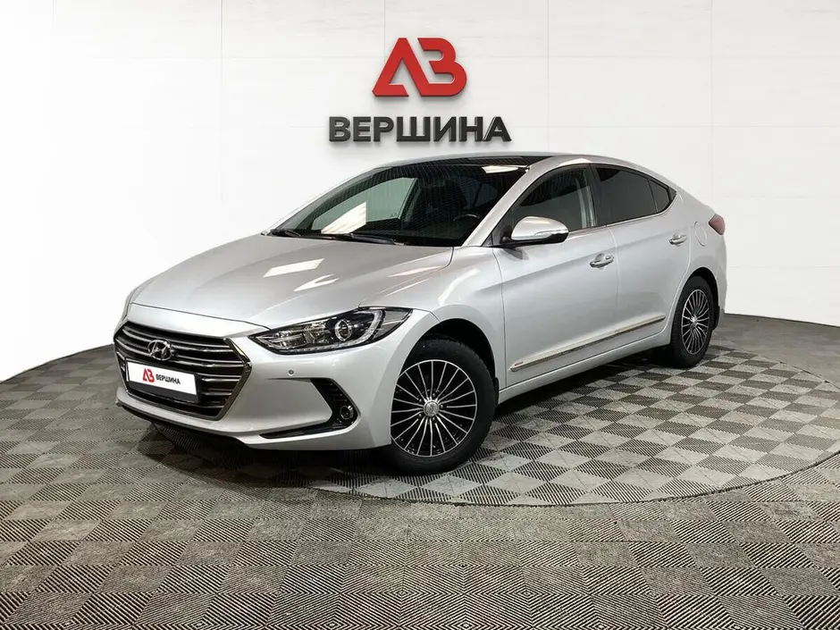 Hyundai Elantra, 2018 г.