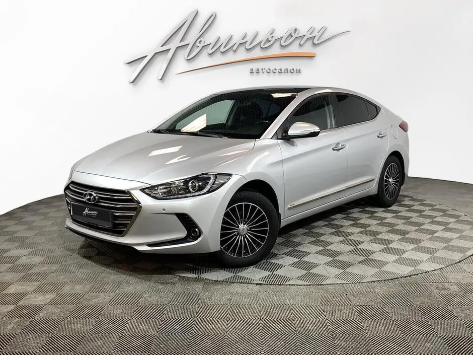 Hyundai Elantra, 2018 г.