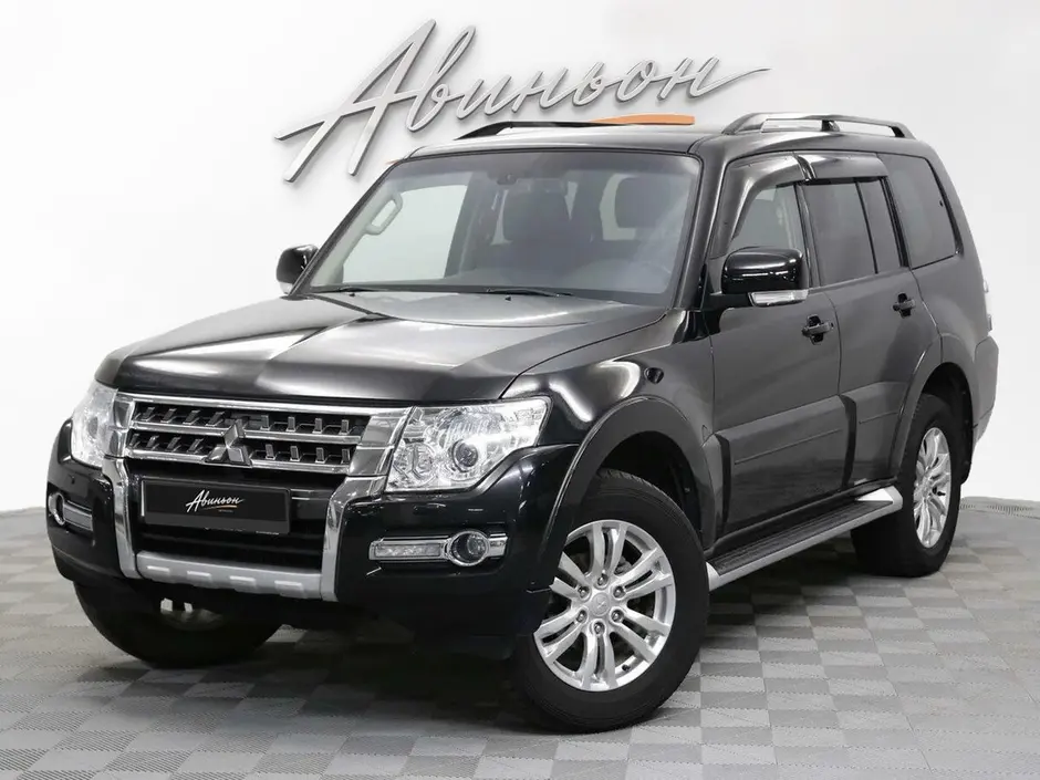 Mitsubishi Pajero, 2015 г.