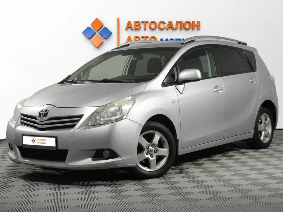 Toyota Verso, 2012 г.