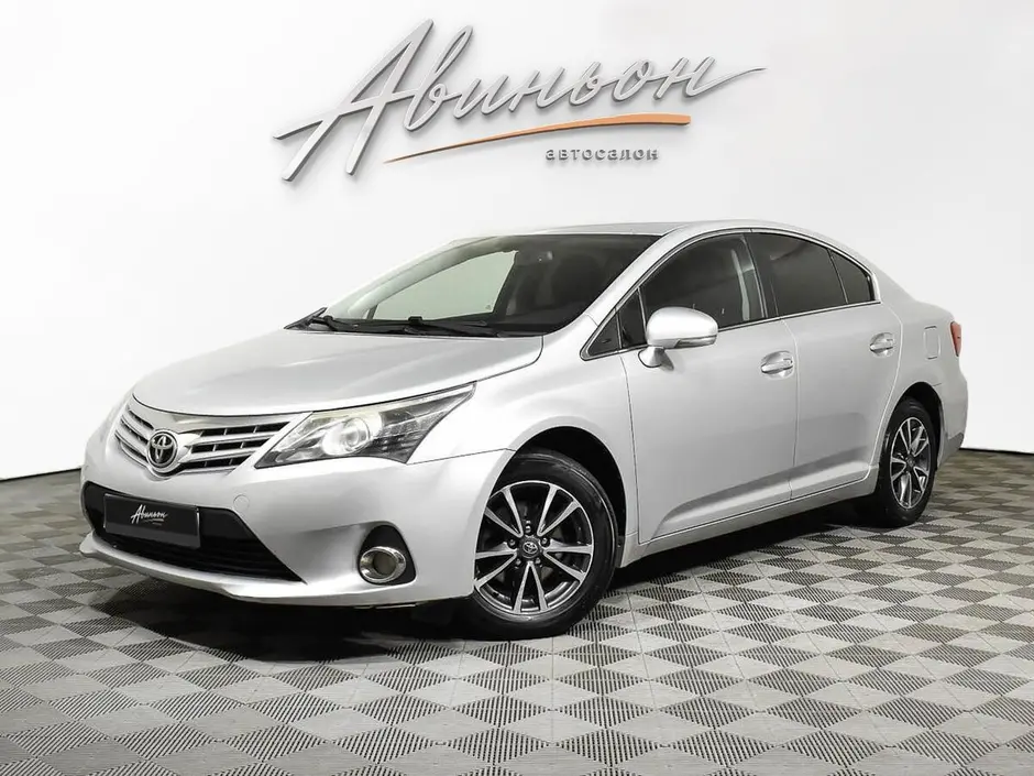 Toyota Avensis, 2012 г.